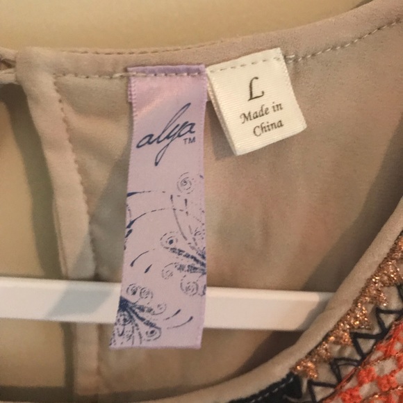 Price Drop❗️Alya blue Aztec print dress - Picture 3 of 5